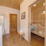 Near & Lift Holiday home