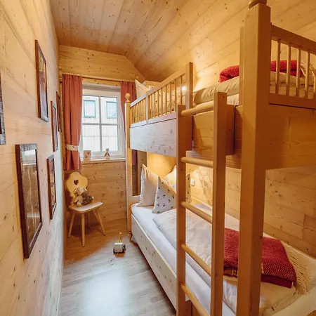 Exclusive With Sauna & Mountain Panorama Ferienhaus Grundlsee